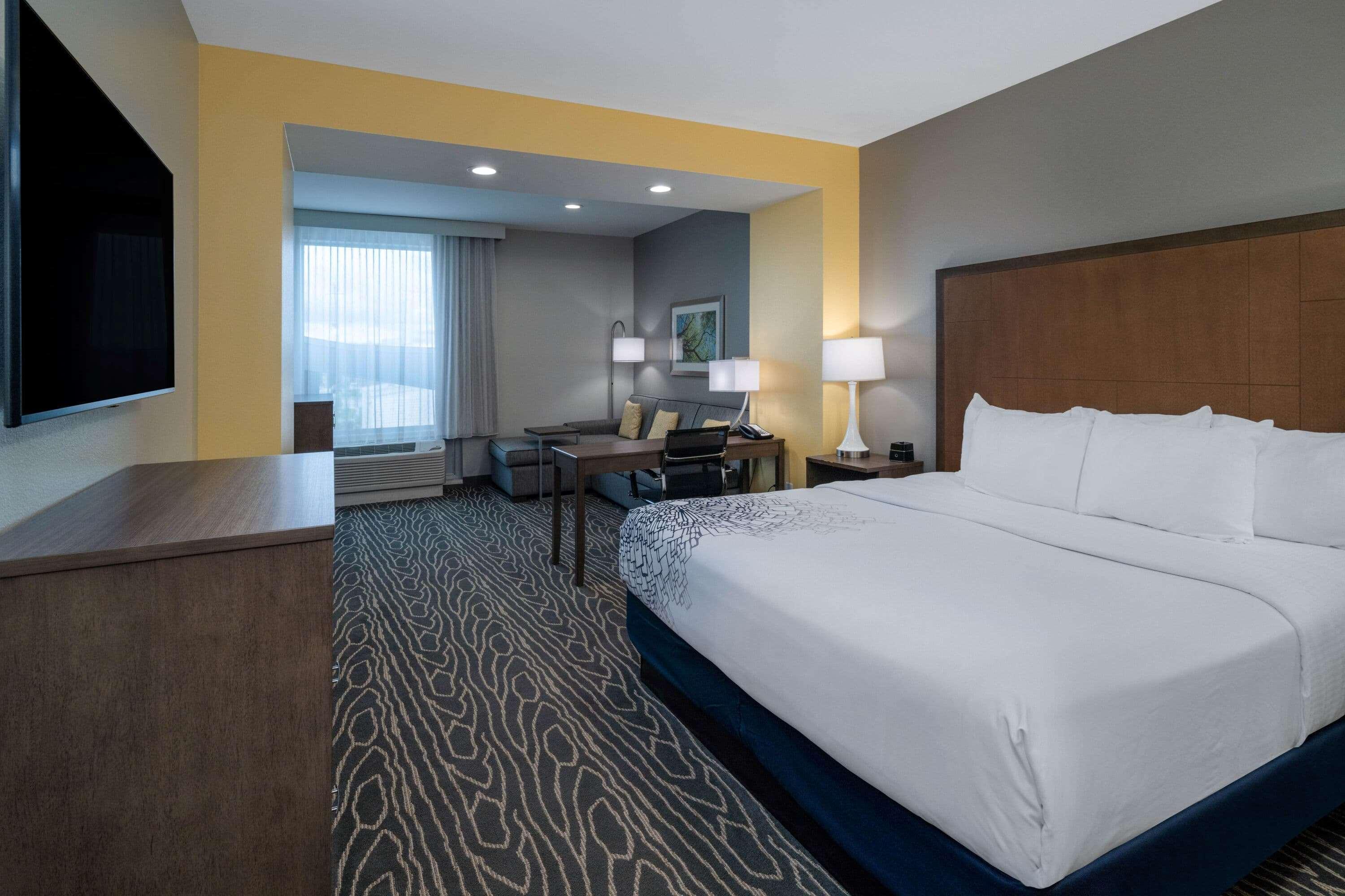 La Quinta Inn & Suites By Wyndham Tifton Esterno foto